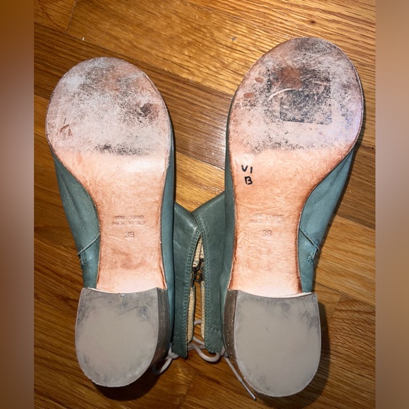 Lemaré Booties - Picture 4 of 4